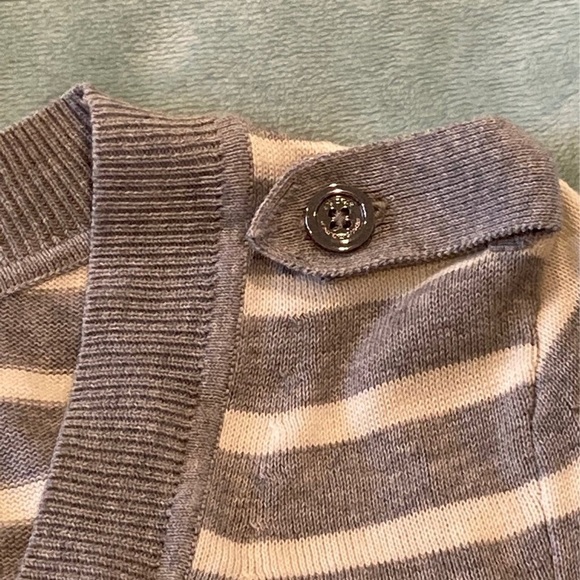 Juicy Couture Grey White Striped Sweater - Picture 3 of 4